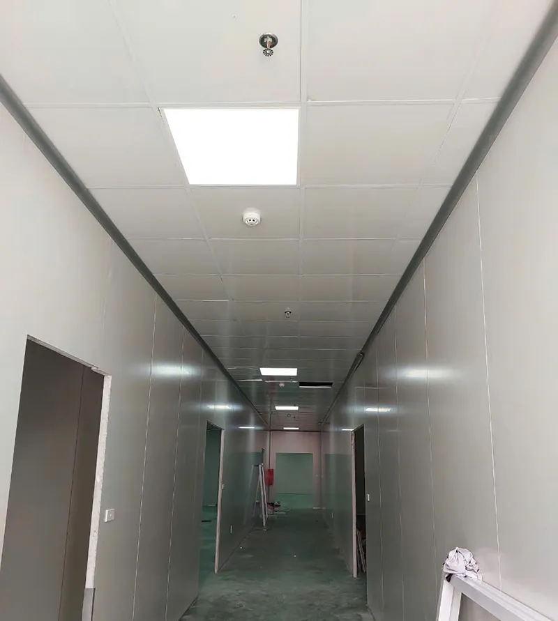 Vật liệu thi công trần thả nhựa 60x60 bao gồm những gì
